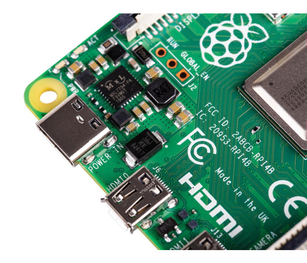 Raspberry Pi Zestaw 4B WiFi 4GB RAM, 32GB, akces., 1 went. - 635131 - zdjęcie 9